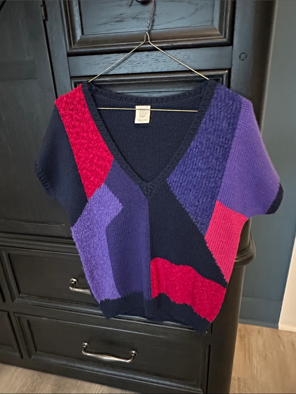Vintage Colorblock V-Neck Knit Sweater - Purple, Navy, Pink